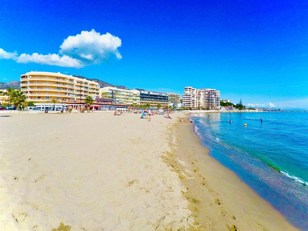 Beach Apartment 3D - Фуэнхирола Экстерьер фото