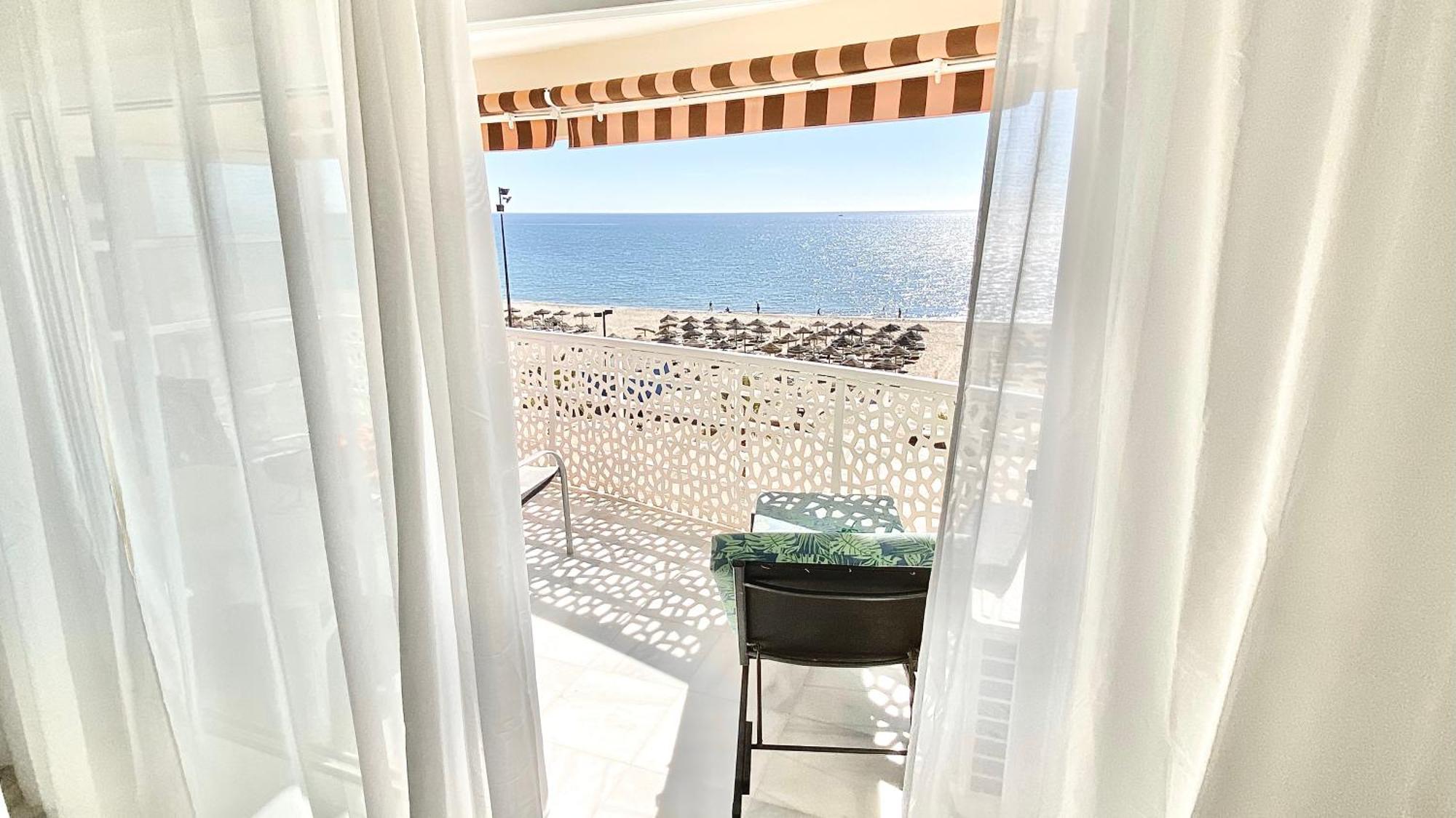 Beach Apartment 3D - Фуэнхирола Экстерьер фото