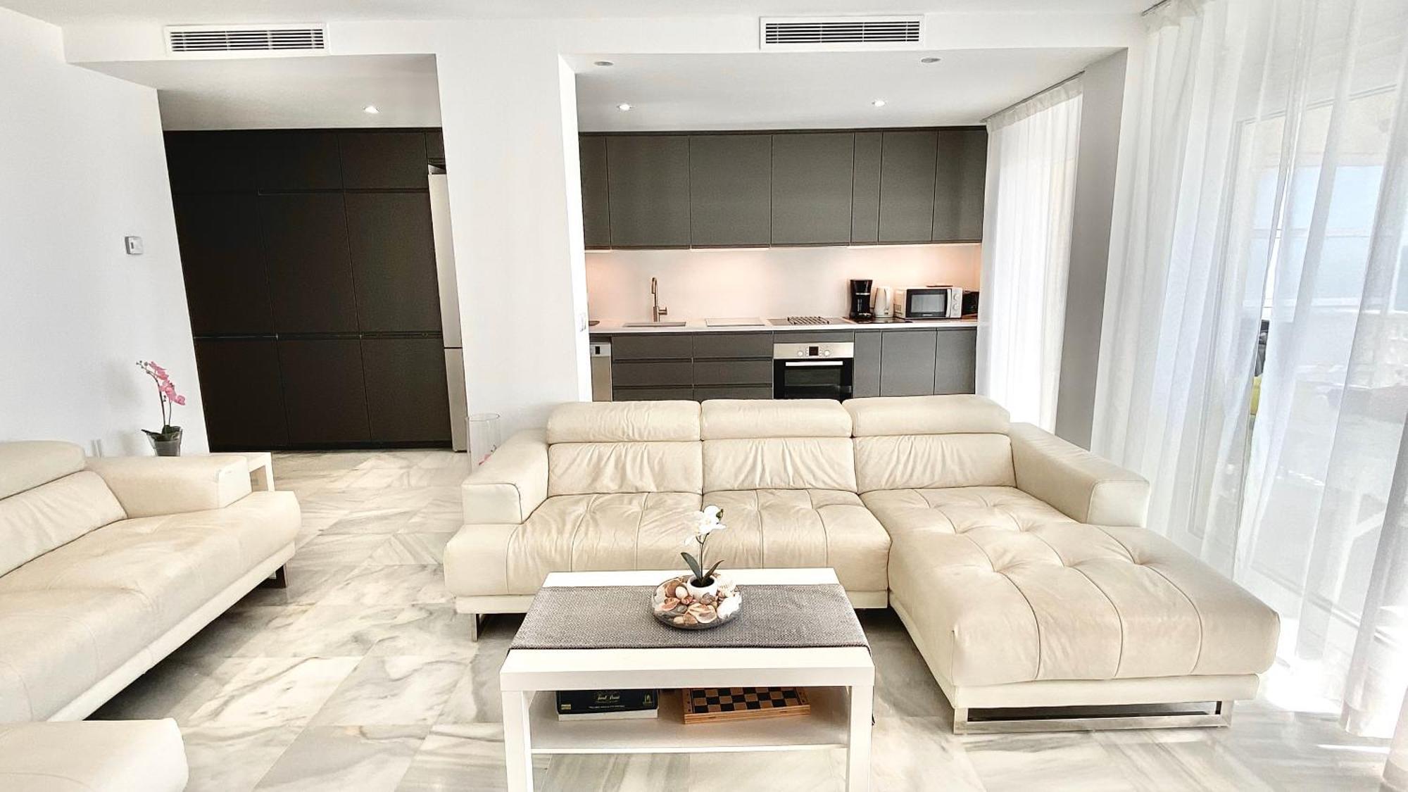 Beach Apartment 3D - Фуэнхирола Экстерьер фото